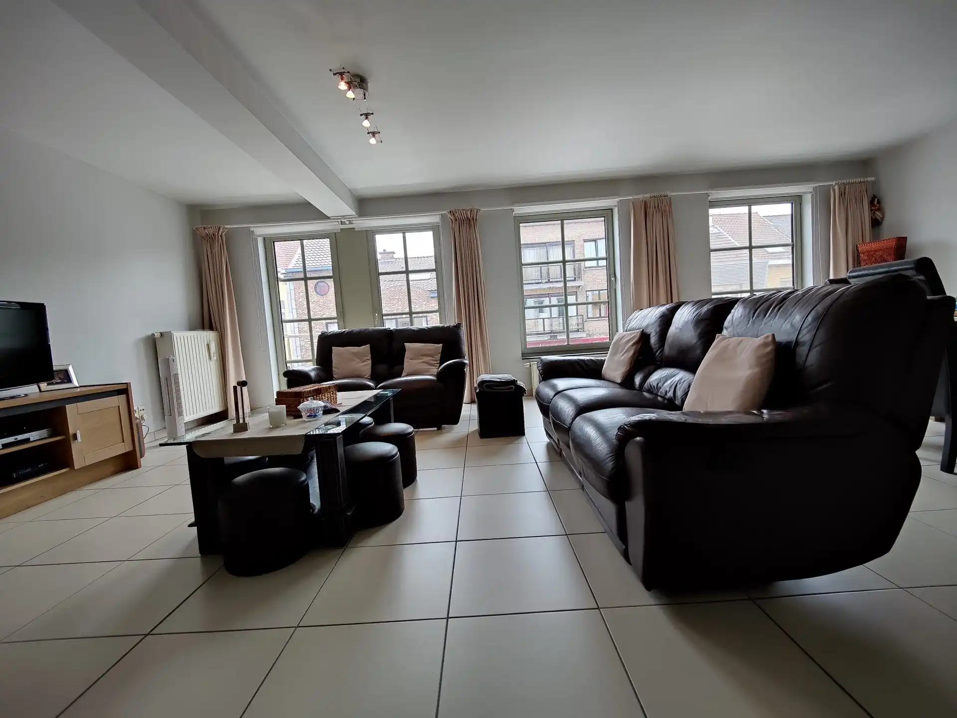 Zeer ruim appartement met zonnig terras foto 3