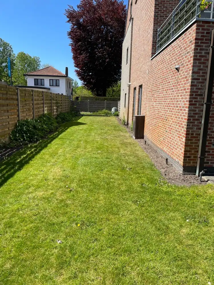 Gelijkvloers appartement met 2 slaapkamers + terras + tuin foto 19