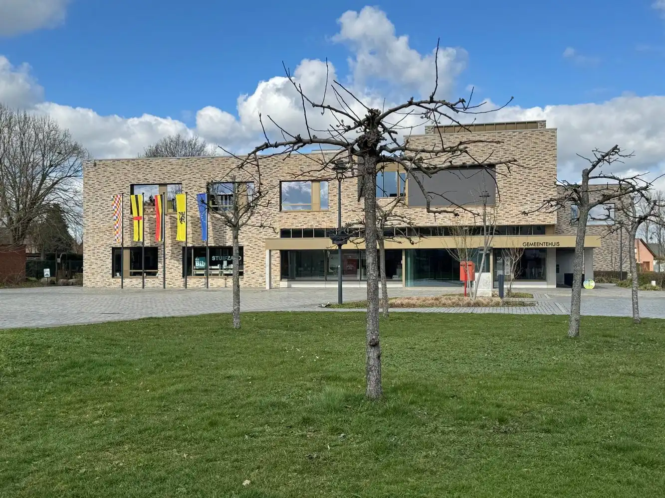 Gelijkvloers app. met 3 slpks en tuintje foto 14