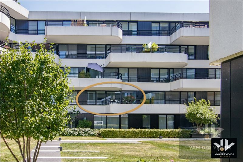 ZEER MOOI AFGEWERKT 2-SPLKAPP IN RESIDENTIE ZUIDZICHT foto 3