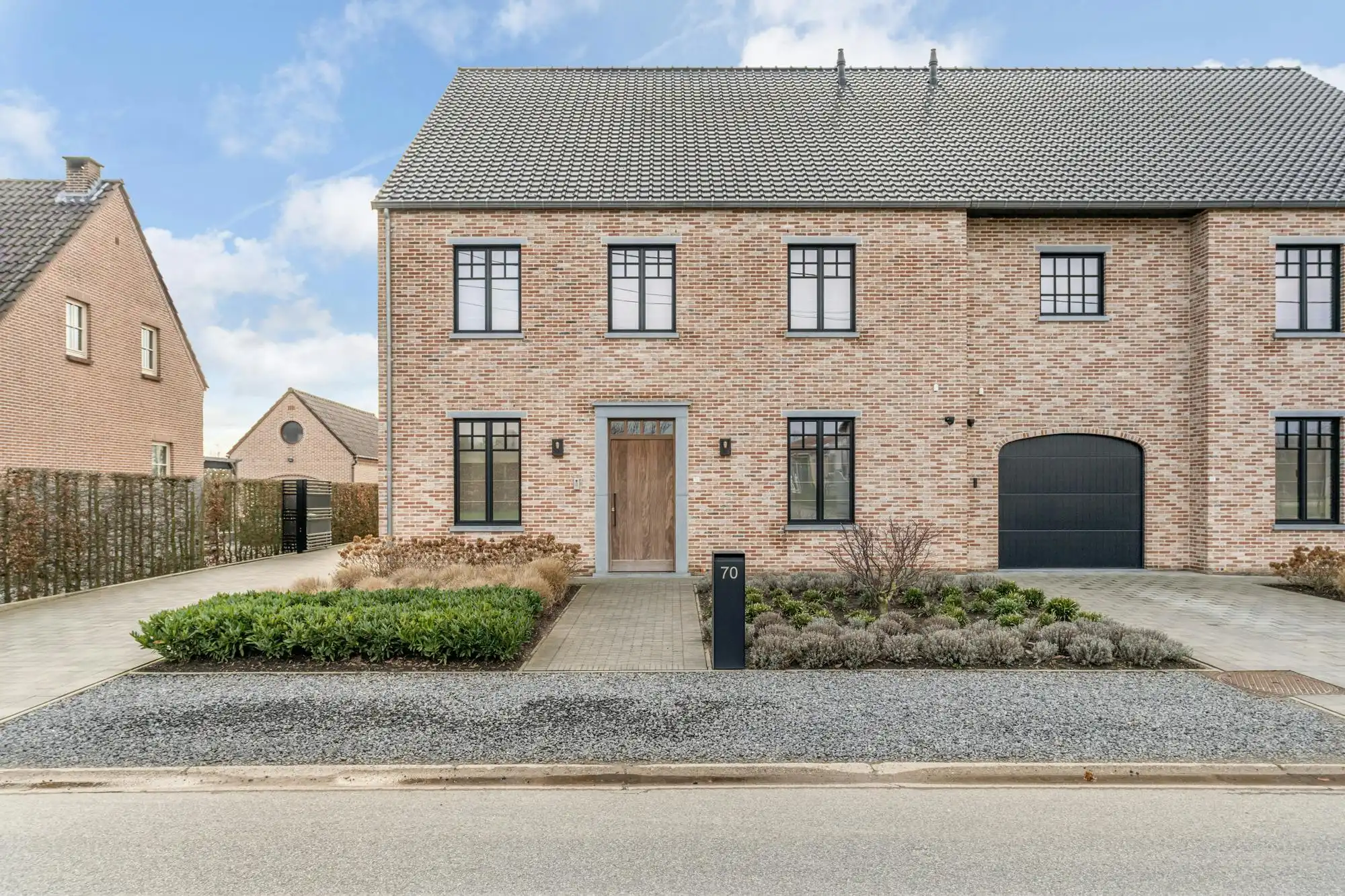 Ruime gezinswoning op een perceel van 17A36CA te Alken foto 2