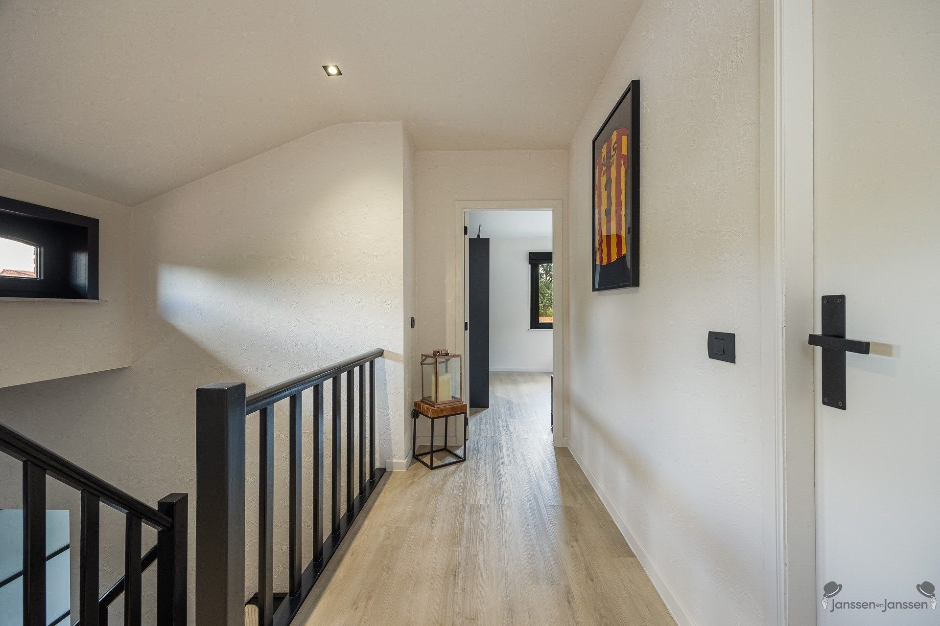 Charmante gerenoveerde woning te Zoersel foto 16