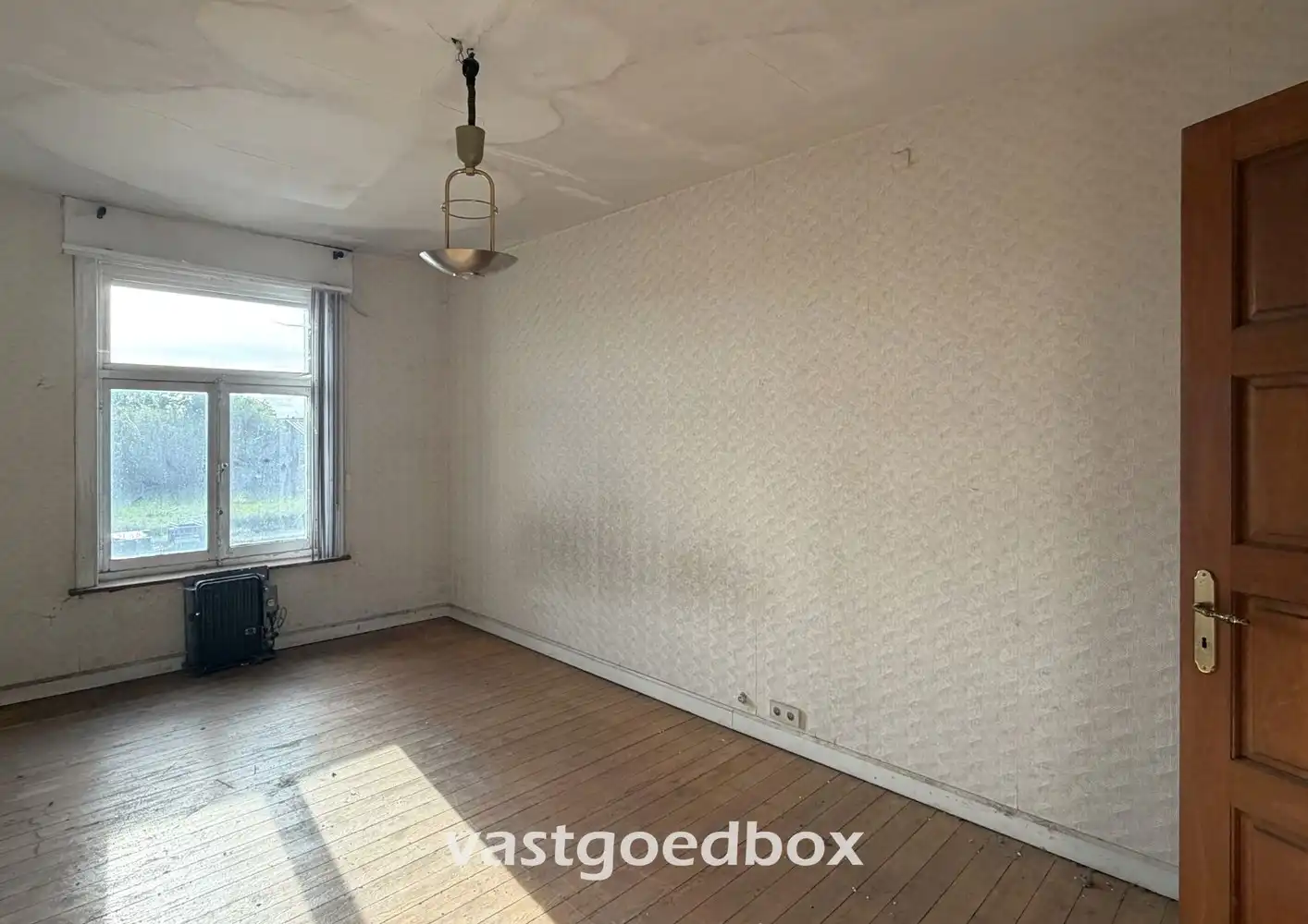 Voormalig handelshuis met veel potentieel, te Ingelmunster foto 21
