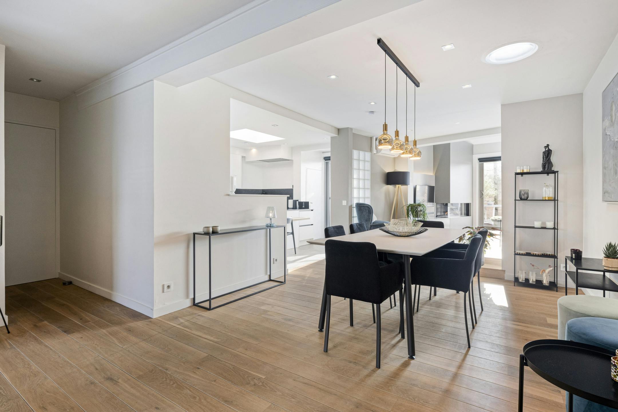 Mooi afgewerkt huis te koop in Vlamertinge met EPC B-label! foto 5