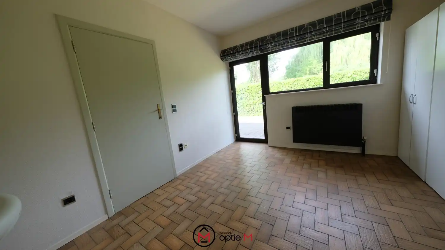Rustig gelegen gezinswoning met 5 slaapkamers en garage foto 7