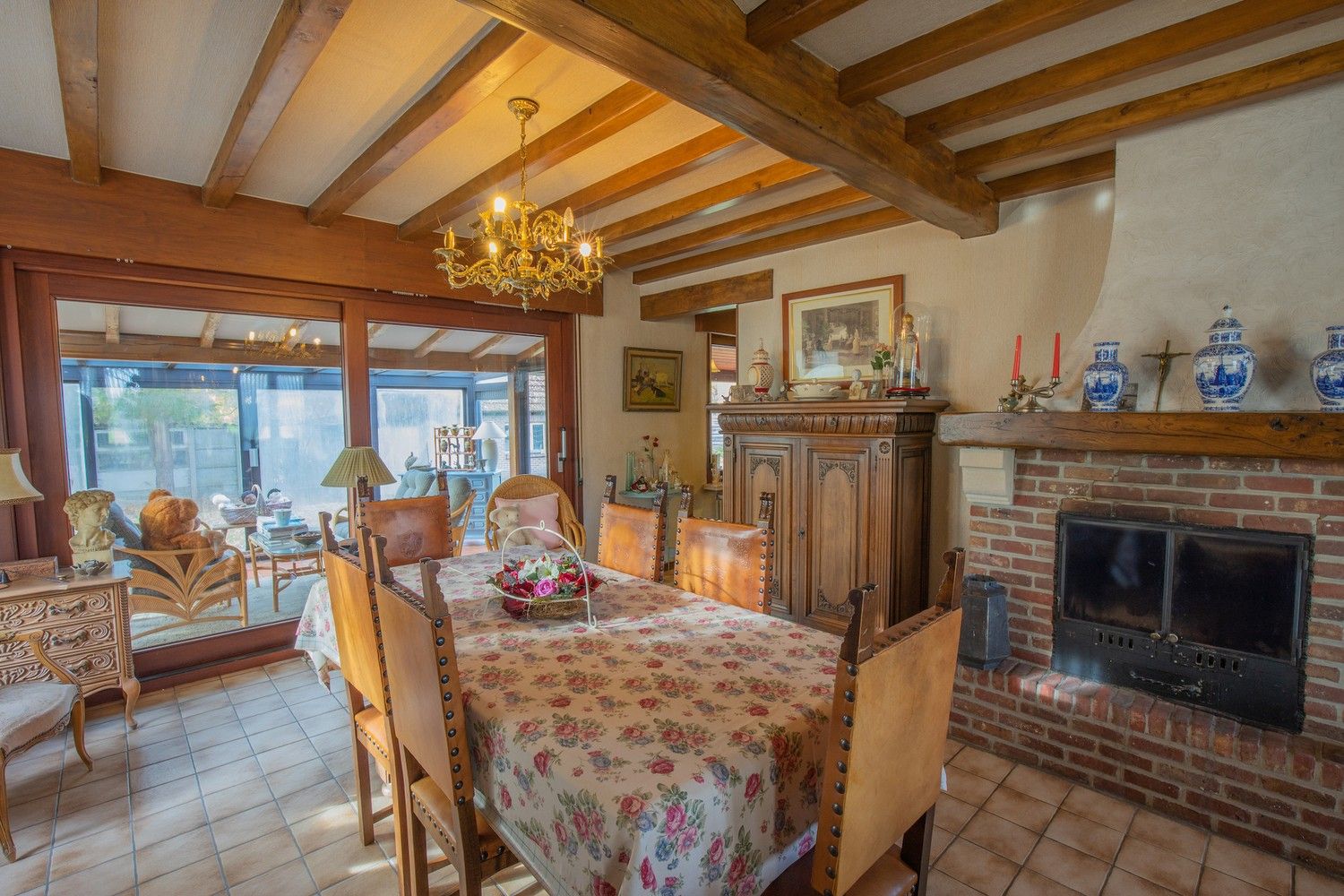 Rustig gelegen alleenstaande woning met westgerichte tuin en unieke bouwvergunning foto 8