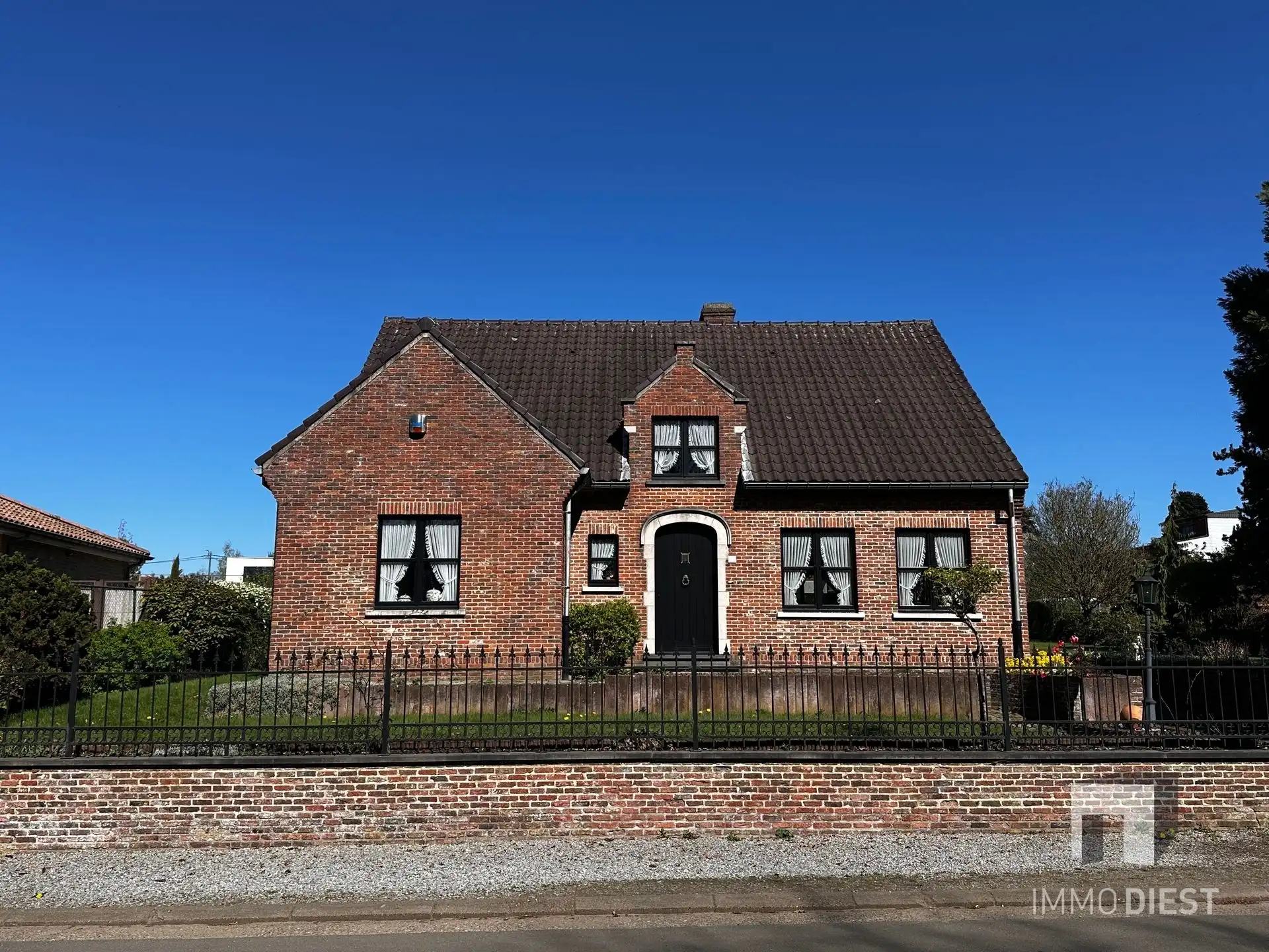 Woning met bouwgrond: 4 slpks, nabij centrum Diest foto 5