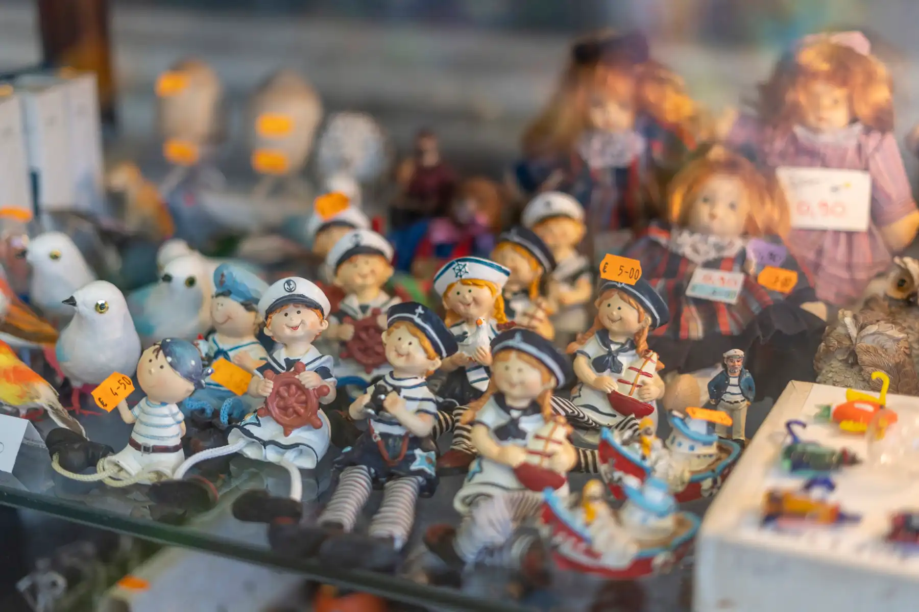 Dé strandwinkel van Sint-Idesbald staat te koop! foto 12