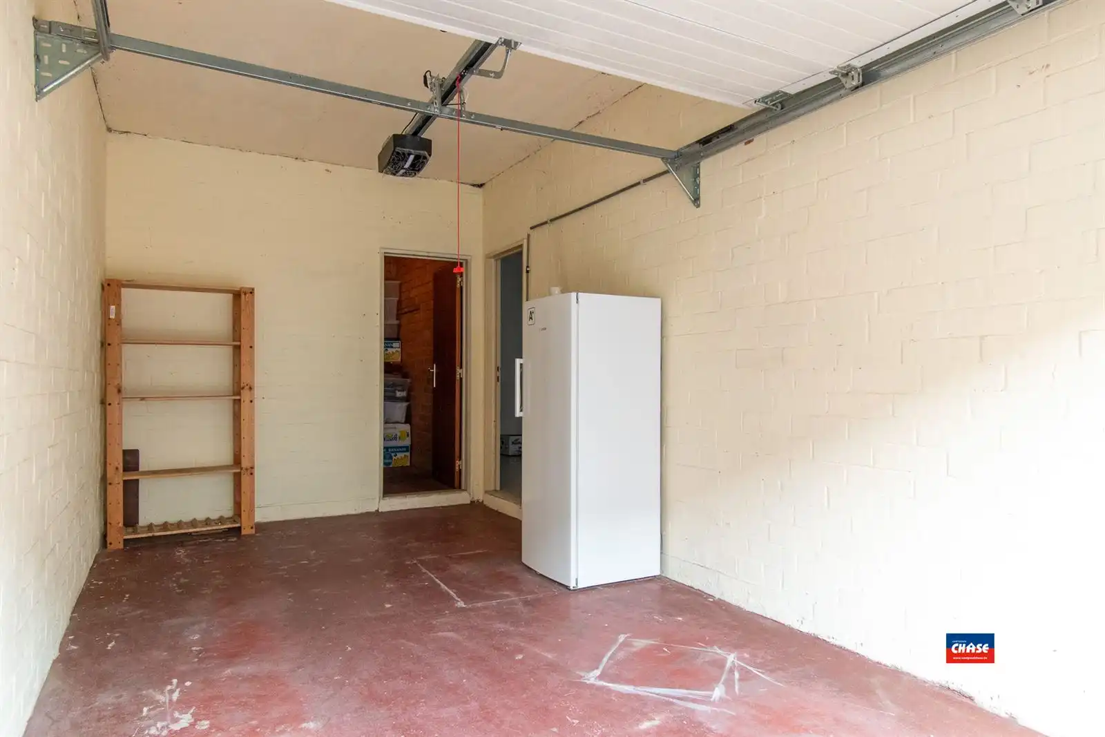 Gelijkvloersappartement met 2 spks, tuin en garage foto 11