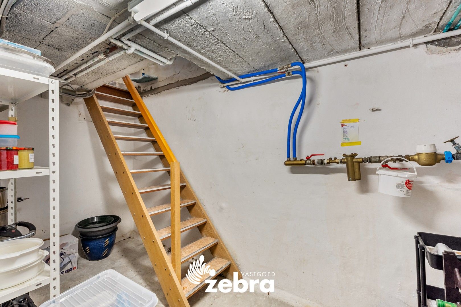 Instapklare HOB met garage te Izegem! foto 10