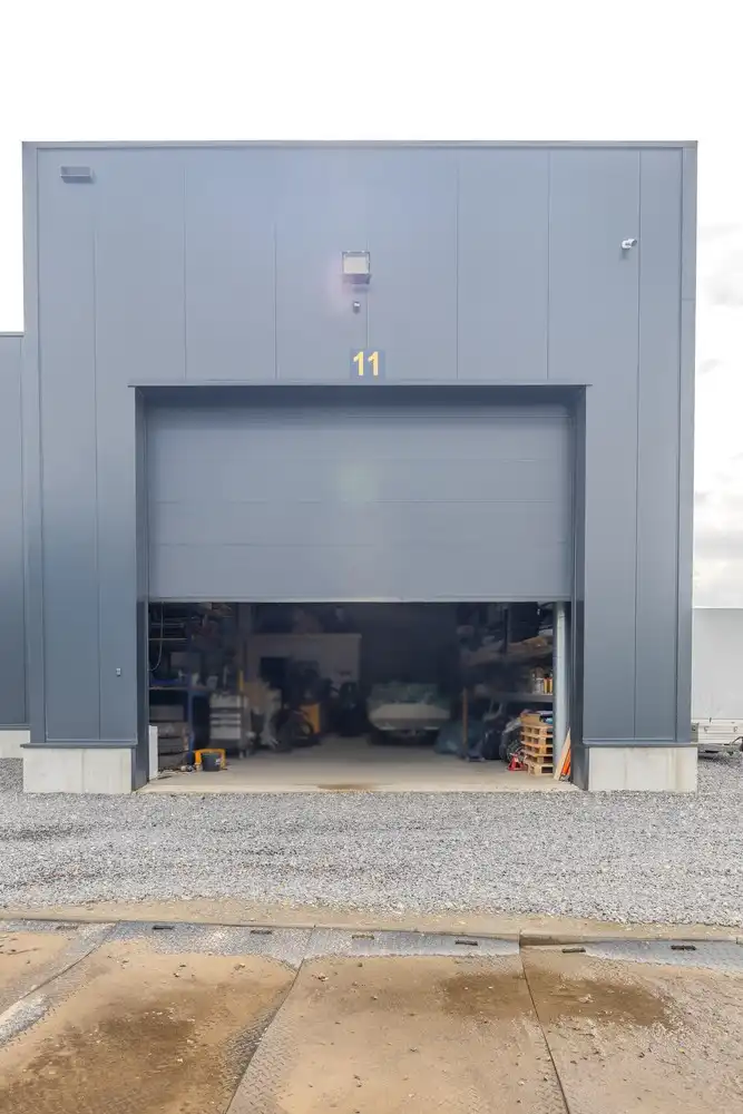 Multifunctioneel industriecomplex met woongelegenheid op topligging te Lanaken foto 45