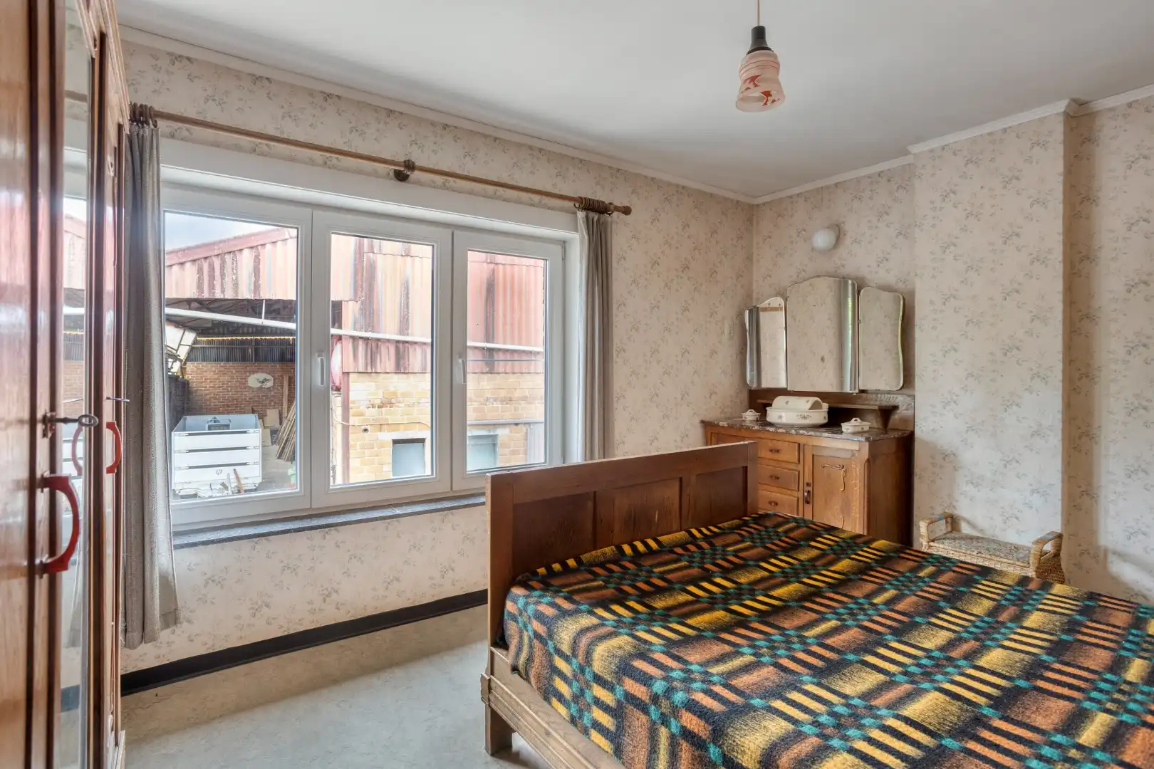 Hoevewoning met binnenkoer en grote opslagruimte te Heers-Vechmaal foto 17