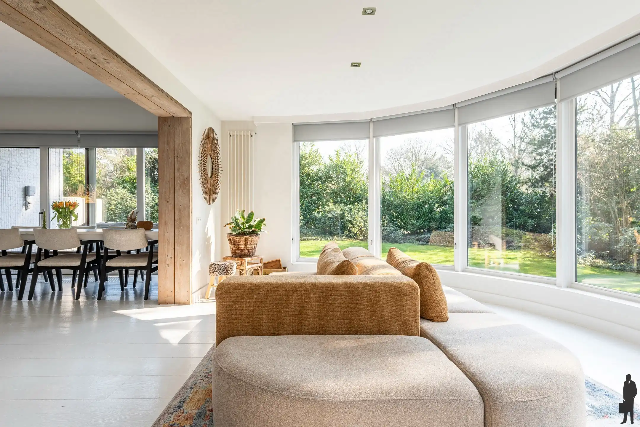 In de Meerse bergen treffen we op een ruim perceel van ca. 2.735m² deze knappe, lichtrijke villa foto 21