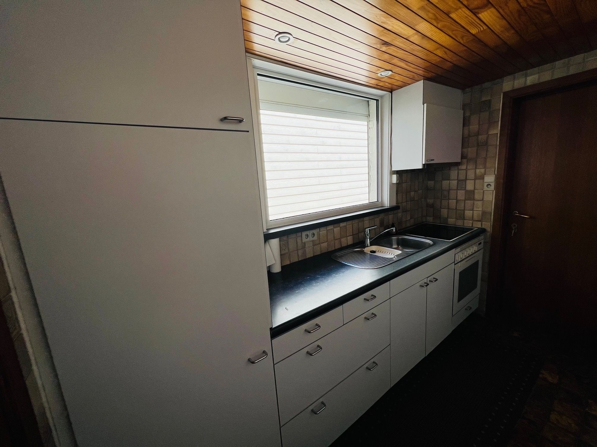 Rijwoning met 3 slaapkamers, tuin en zolder foto 18