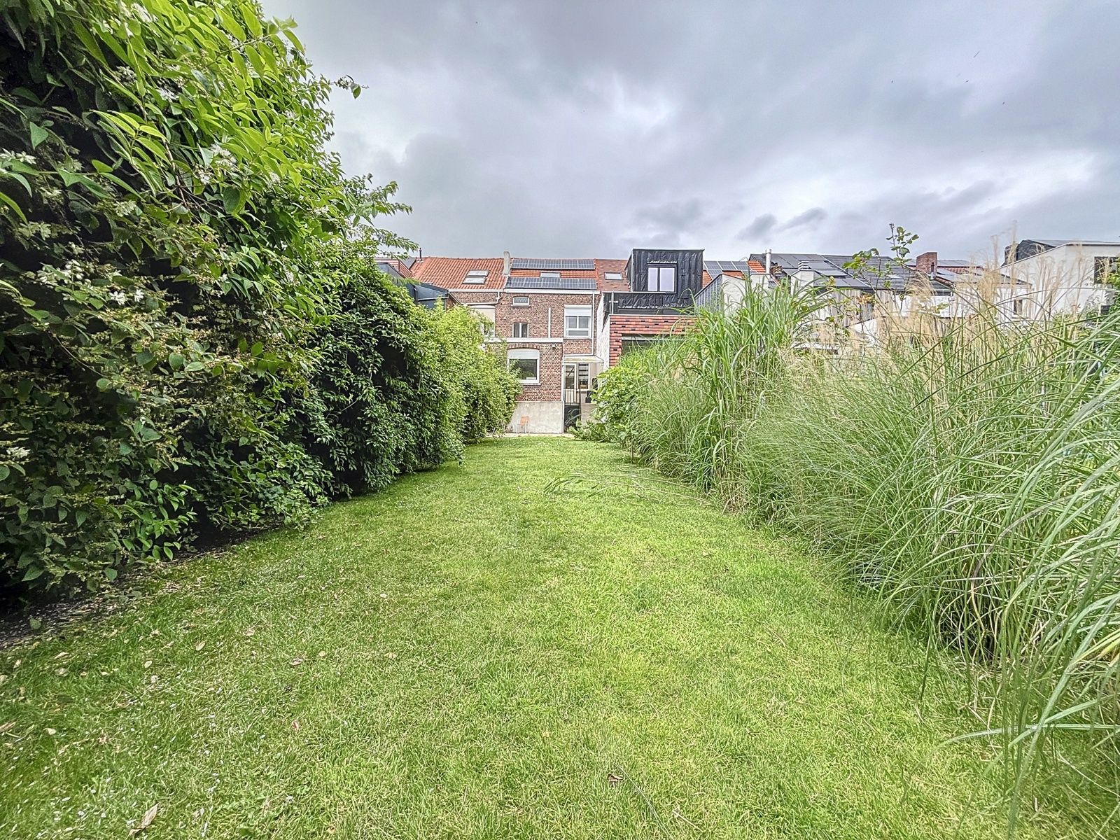 Charmant pand met parking en zonnige stadstuin foto 29