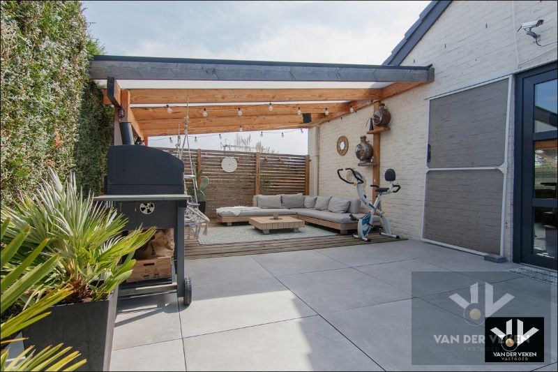 INSTAPKLARE WONING MET ONDERHOUDSVRIENDELIJKE TUIN IN DIEPENBEEK foto 11