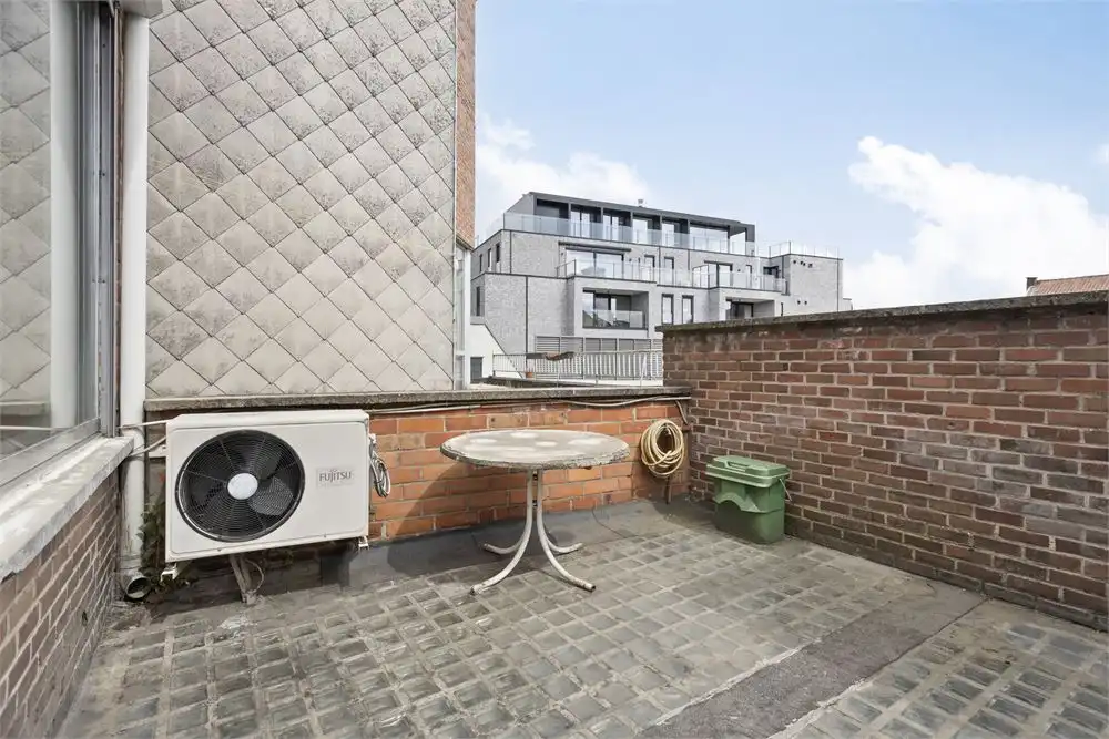 Handelshuis op toplocatie foto 19