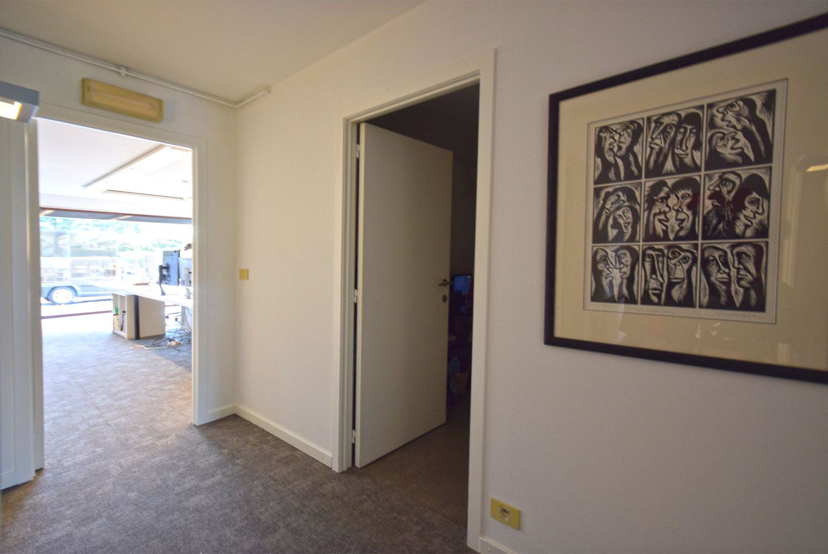 GELIJKVLOERSE KANTOORRUIMTE foto 17