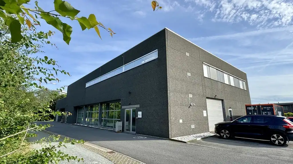 Kantoor/labo met klein magazijn te huur in Technologiepark-Zwijnaarde foto 19