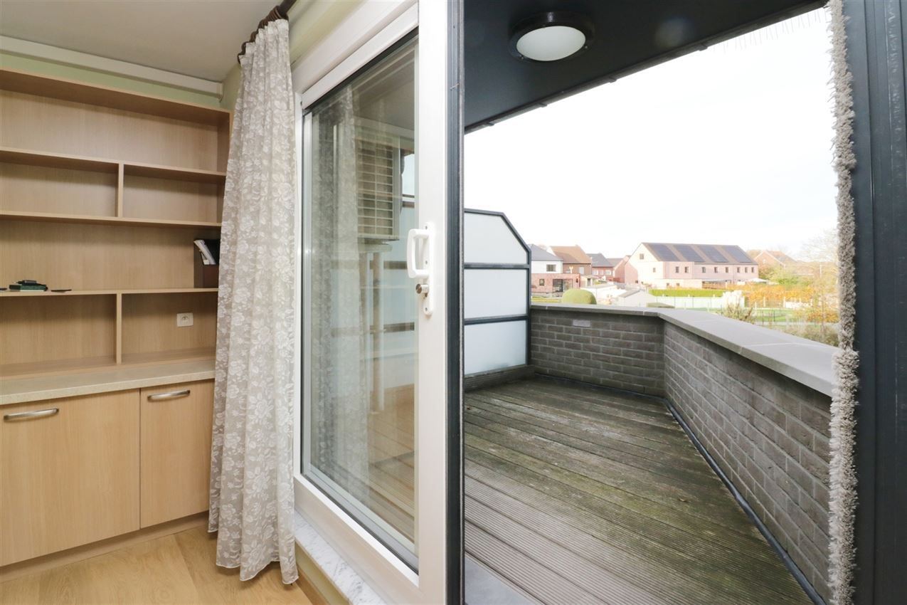 Energiezuinige duplex, 2 grote slpkmrs., autostpl., kelderberging en zolder foto 9