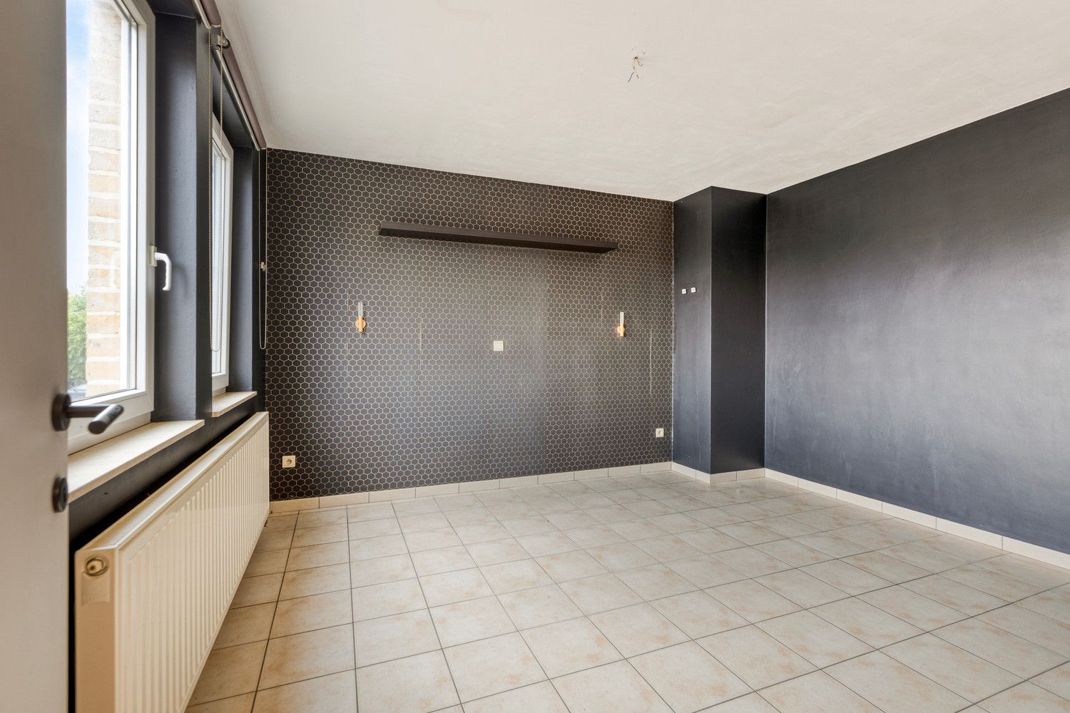 INSTAPKLARE WONING MET VERGUND MAGAZIJN OP 4A 61CA! foto 24