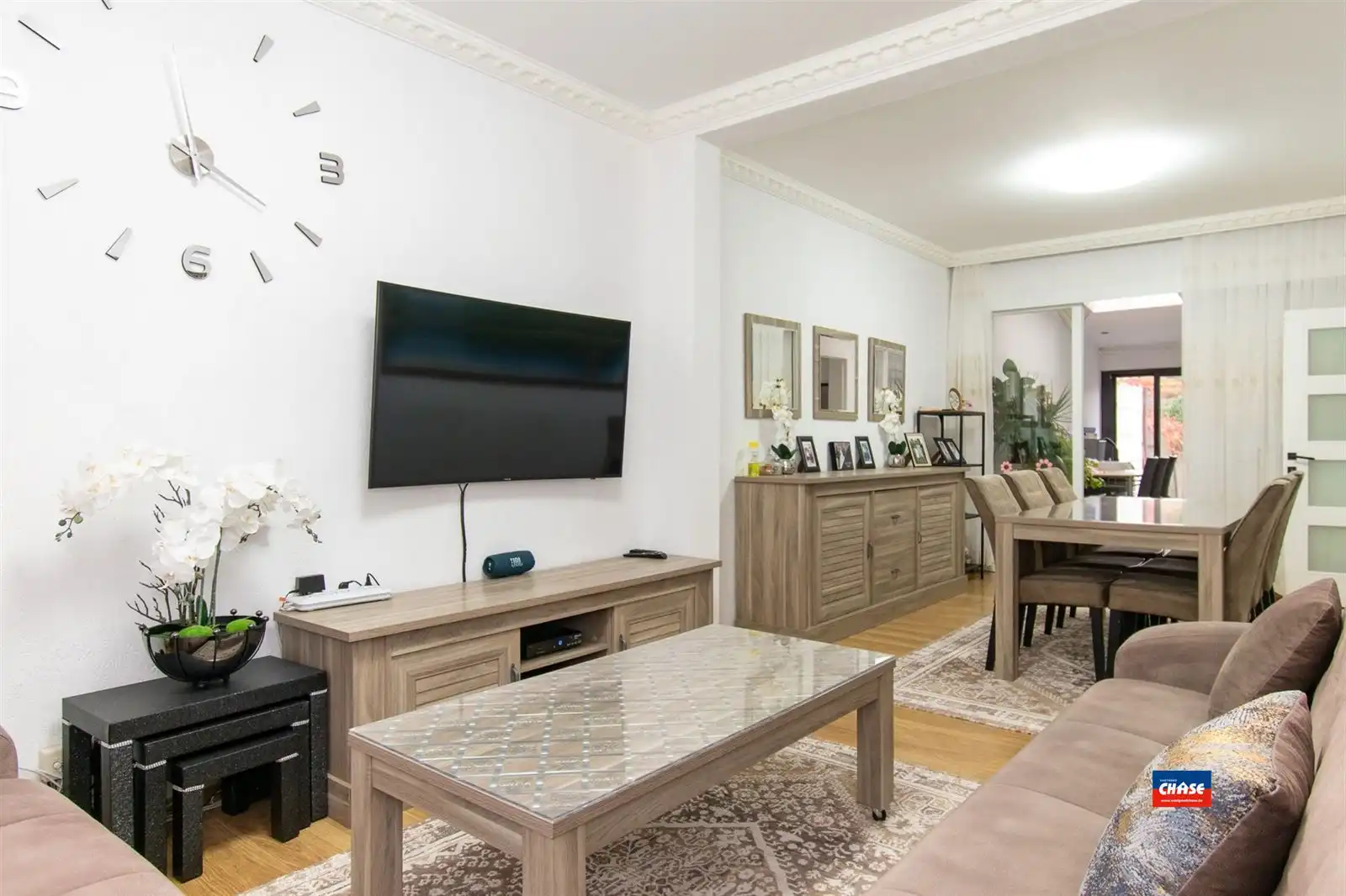 Instapklare rijwoning met vier slaapkamers en twee badkamers foto 9