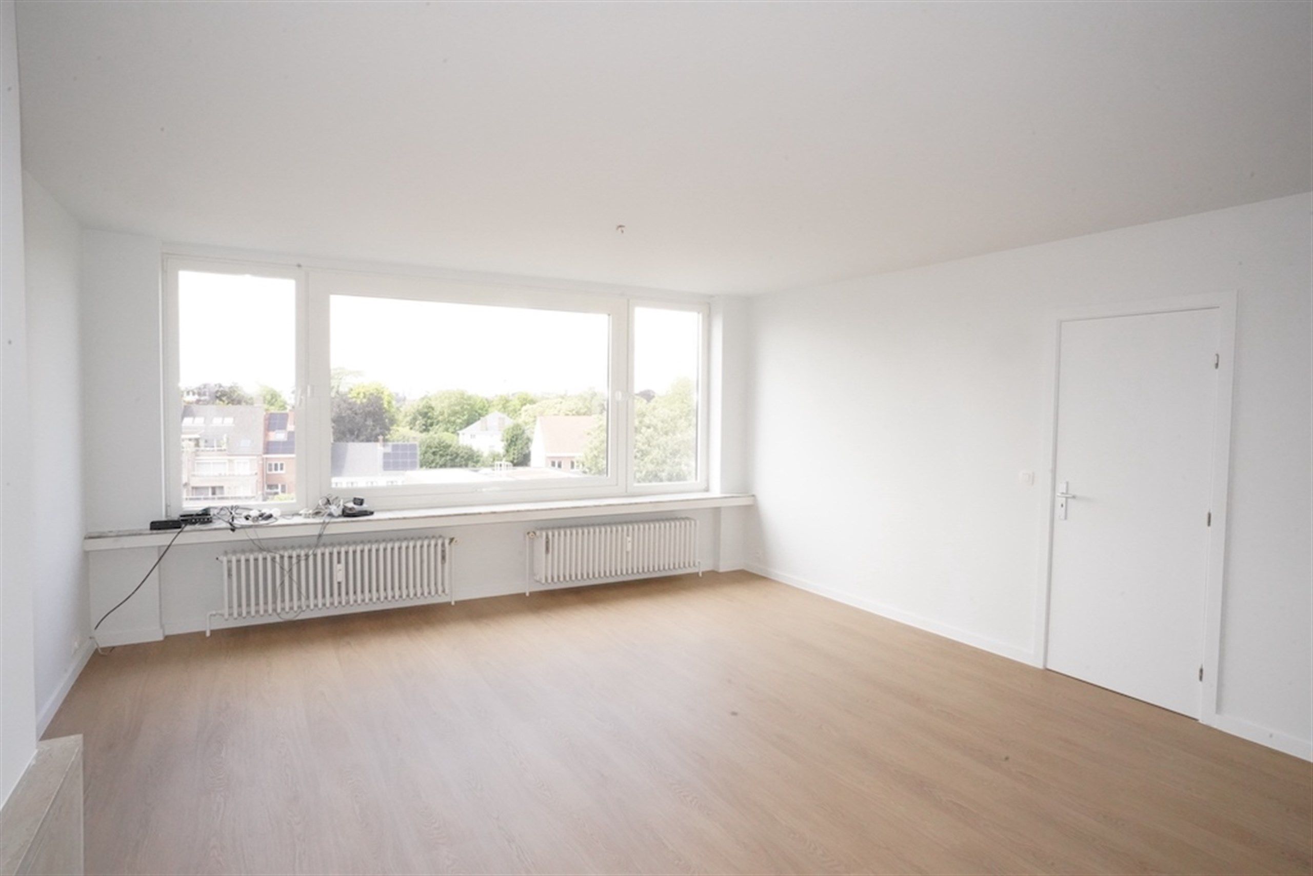 Mooi comfortabel appartement met garage nabij Delhaize foto 5
