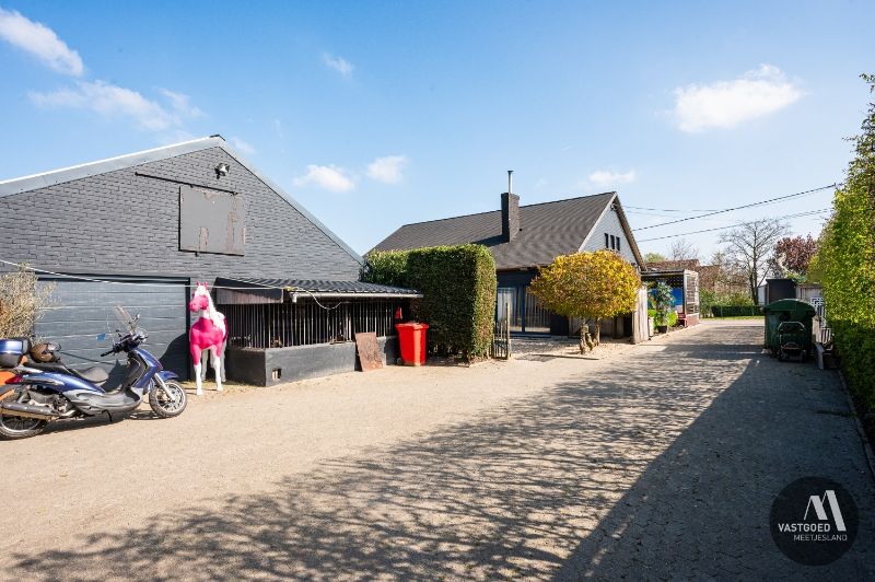 Woning & loods foto 4