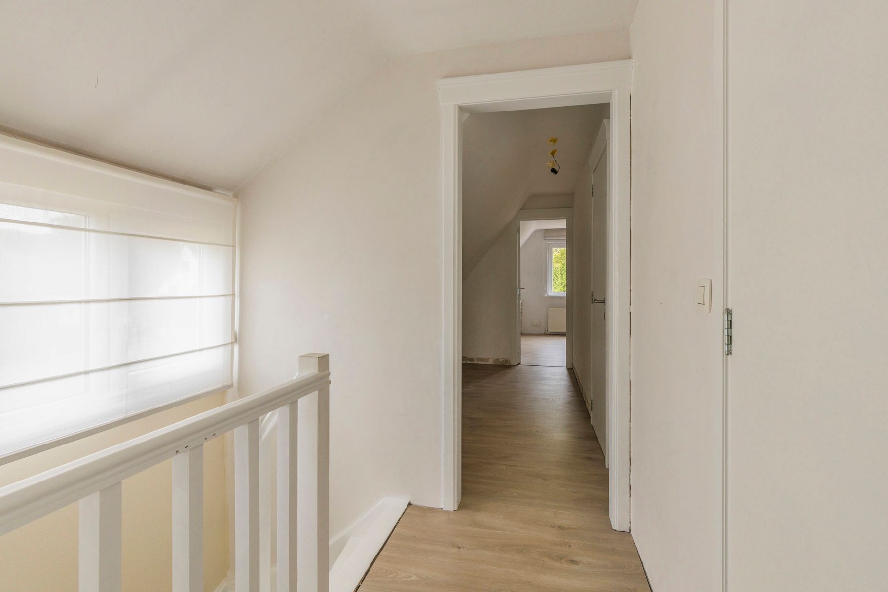 Mooie 4 gevel woning te koop! foto 16