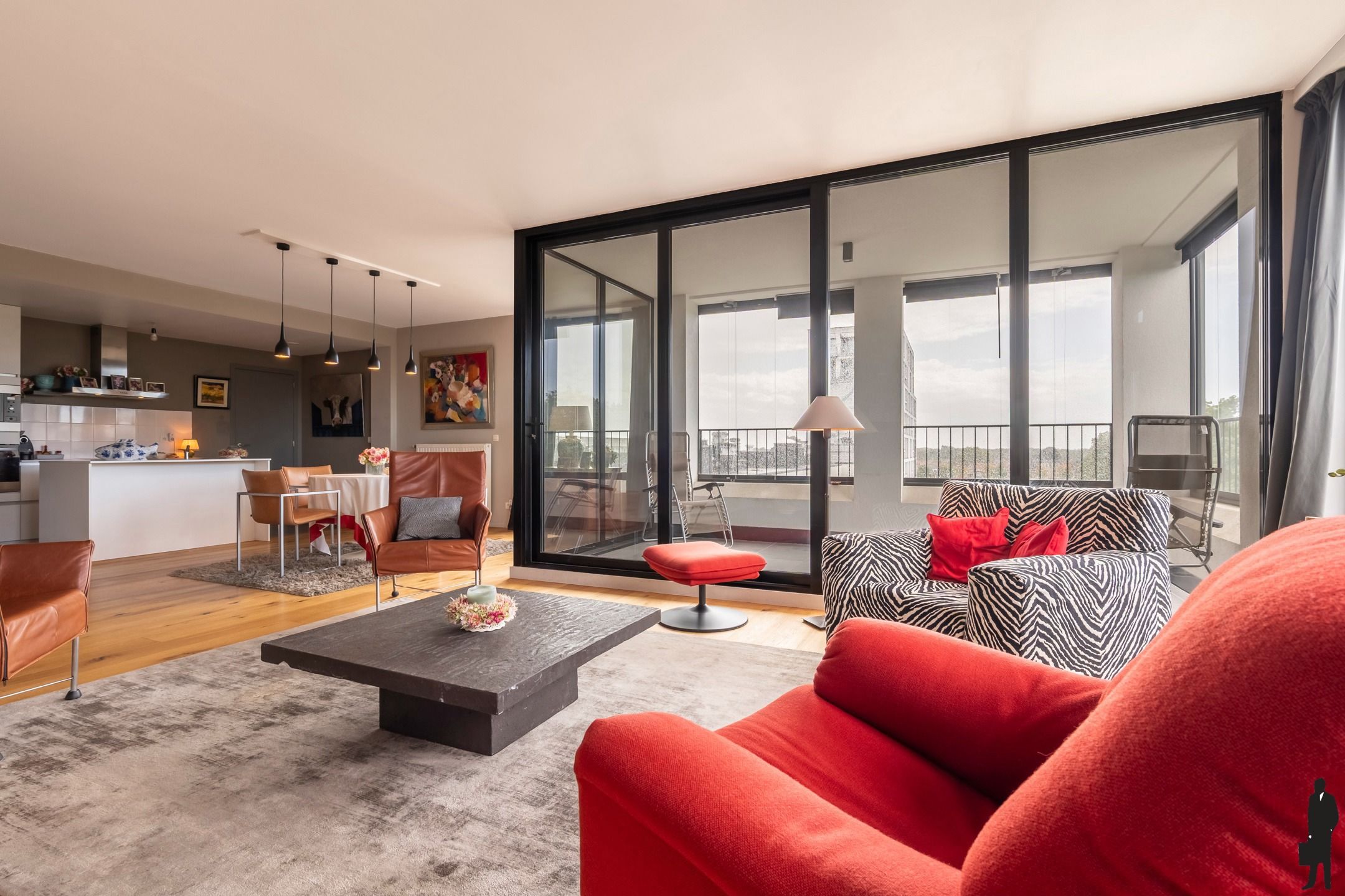 Modern 2-slaapkamer appartement met prachtig uitzicht foto 4