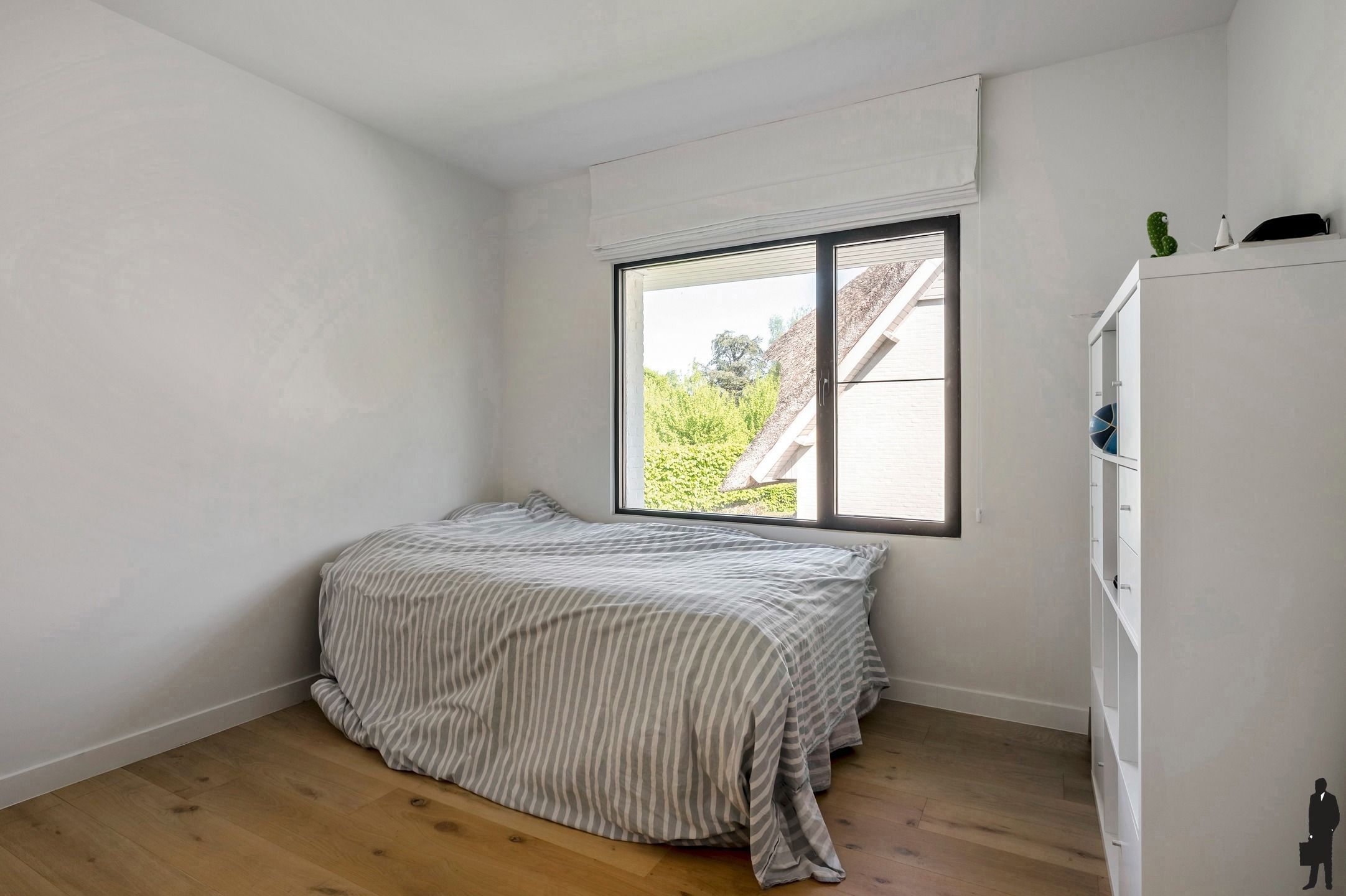 Instapklare architectenwoning, op toplocatie in Brasschaat! foto 17