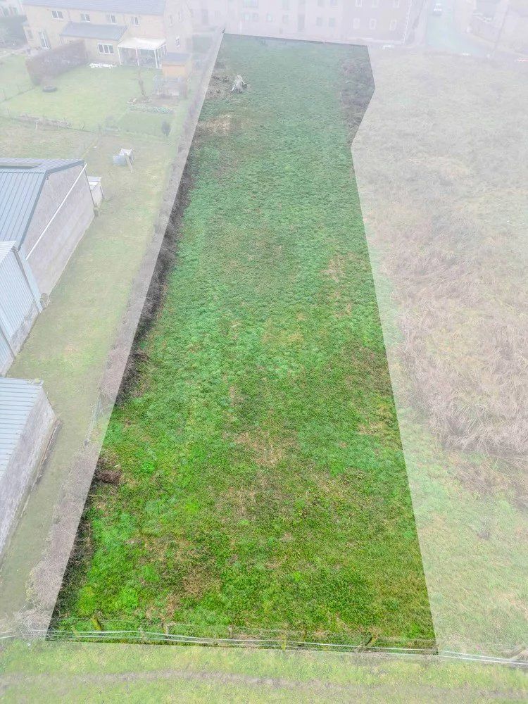 Groot perceel bouwgrond voor een open woning foto 2