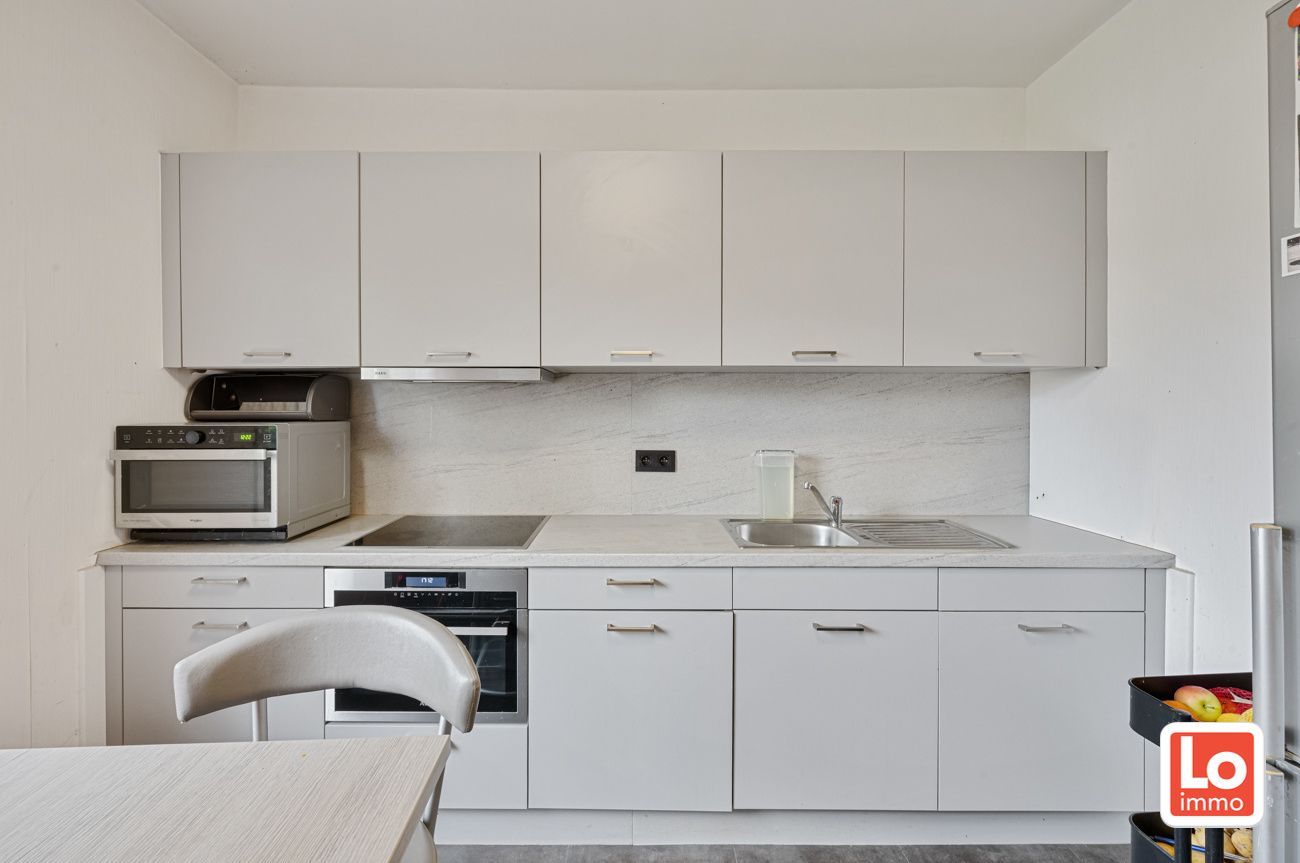 Instap klaar gelijkvloers appartement met garage in het hartje van Lochristi! foto 5