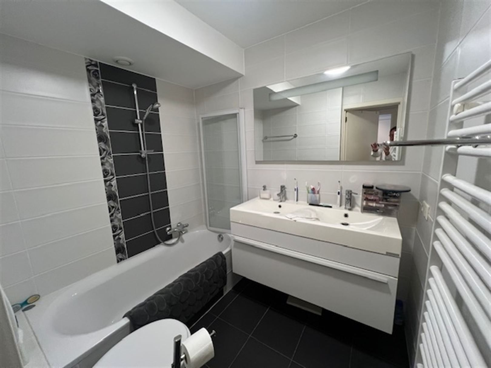 Prachtig afgewerkt  appartement met 2 slaapkamers in topstaat foto 13