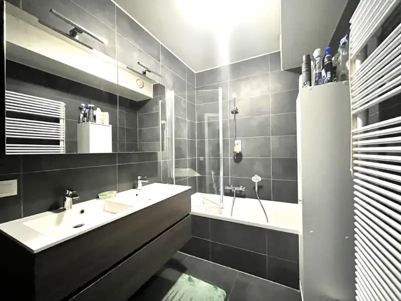 Appartement aan het water met zicht op de vaart inclusief garage foto 10
