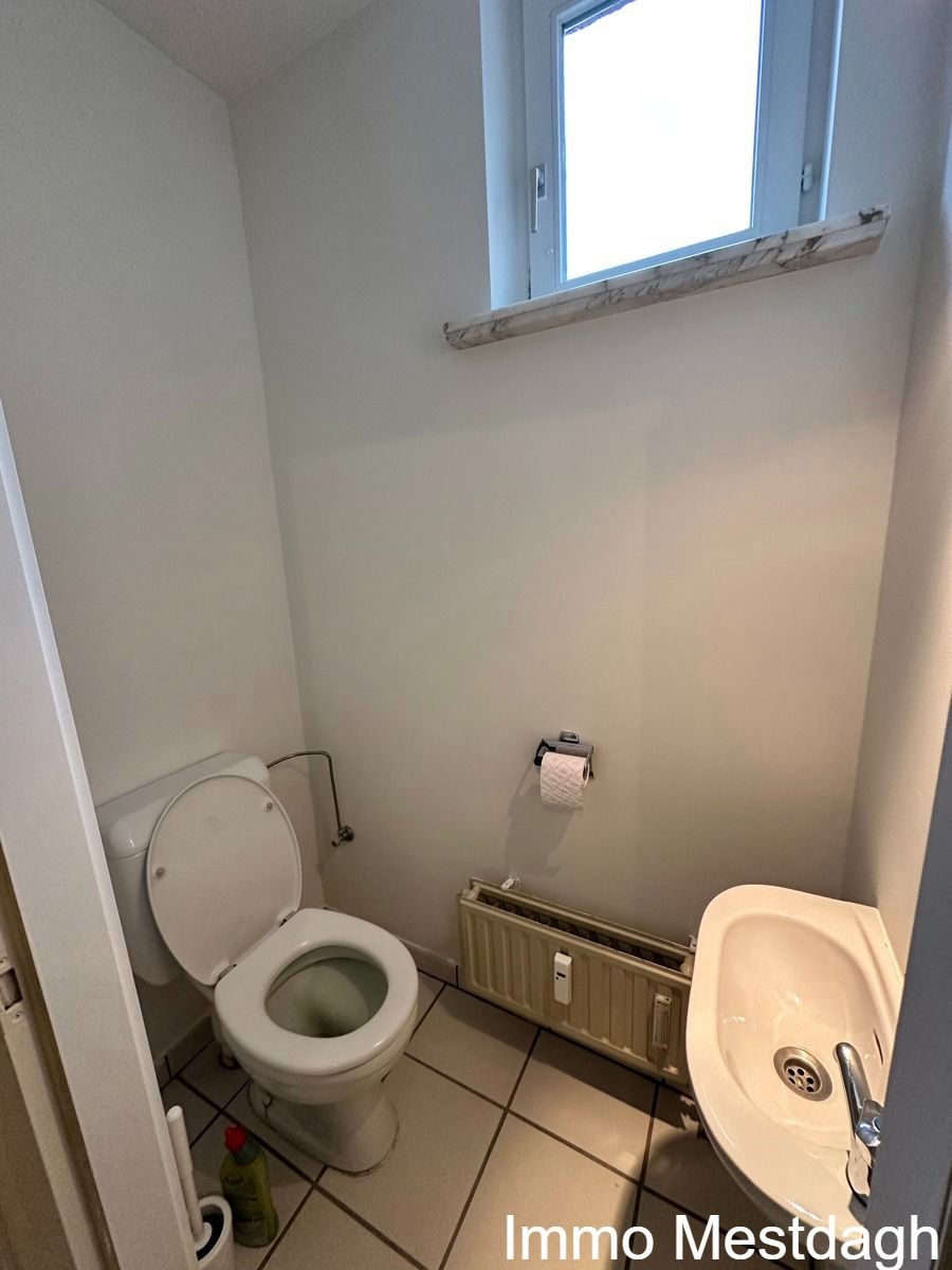 Royaal appartement met garagebox en zicht op de Schaffense Poort. foto 12