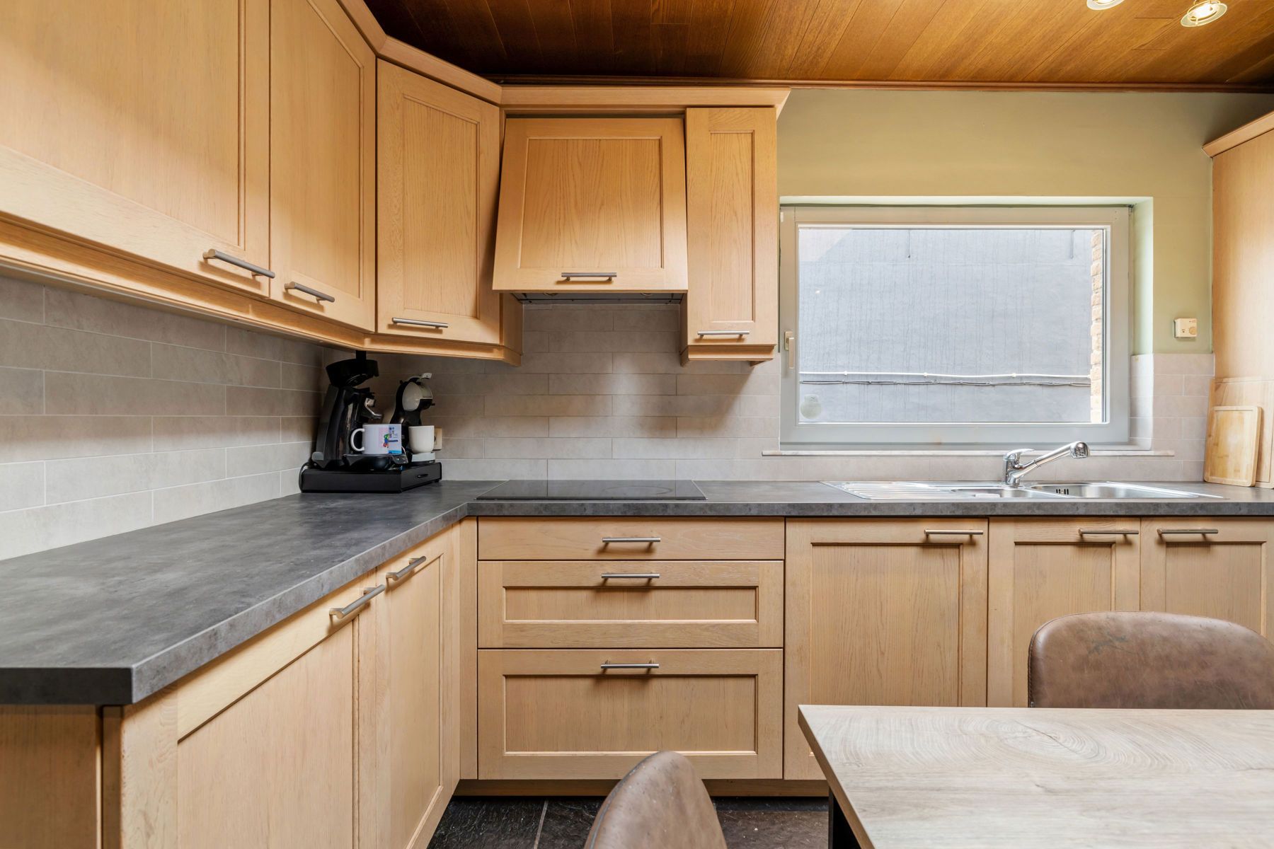 Charmante halfopen woning met tuin en garage te Wachtebeke foto 5