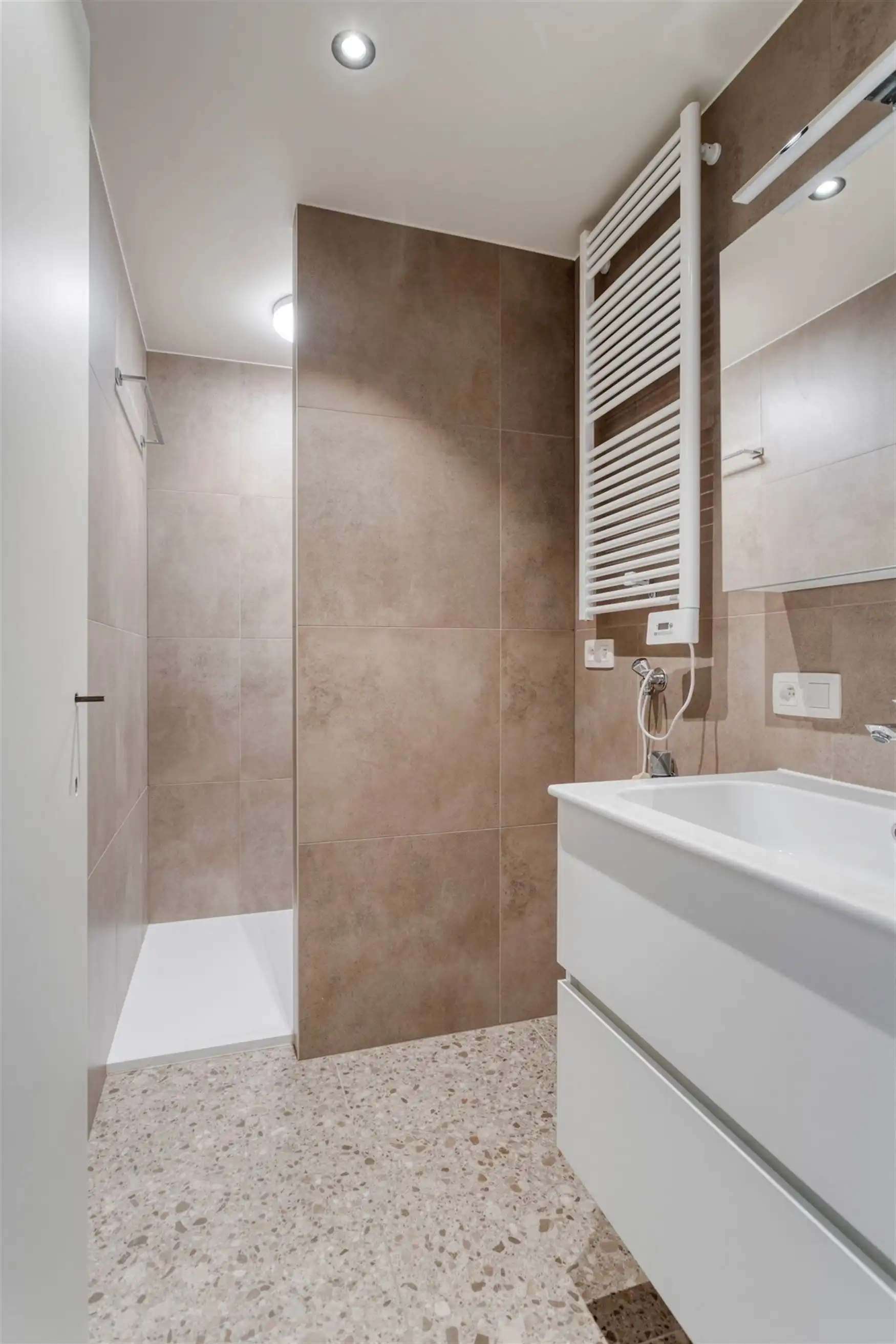 Handelspand op topligging foto 13