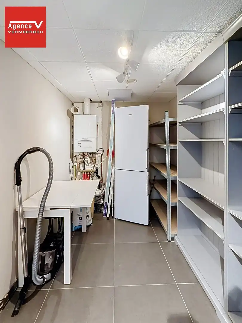 Lichtrijk woonappartement met ruim terras vlak bij zee.  foto 23