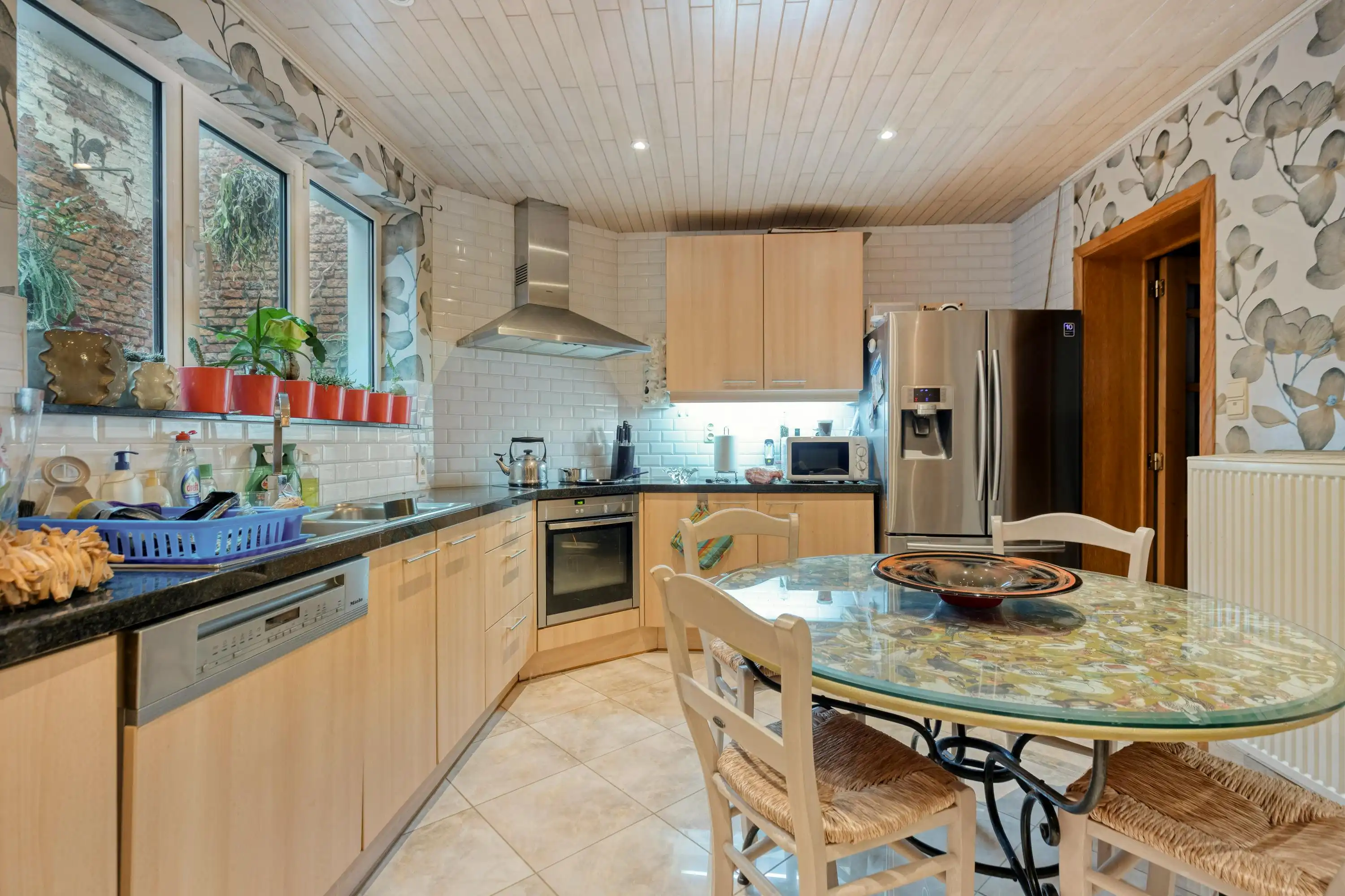 Te renoveren huis (175m²) in Deurne met terras  foto 7
