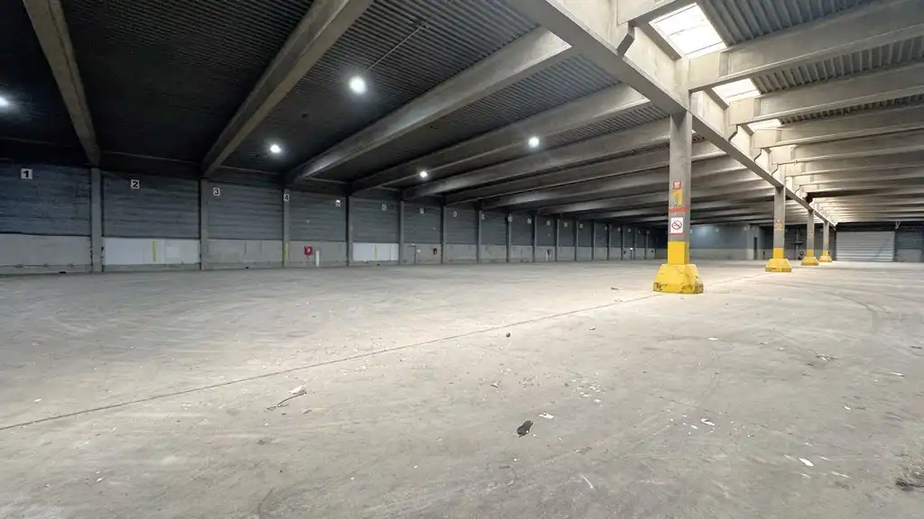 Loods te huur in haven van Antwerpen foto 3