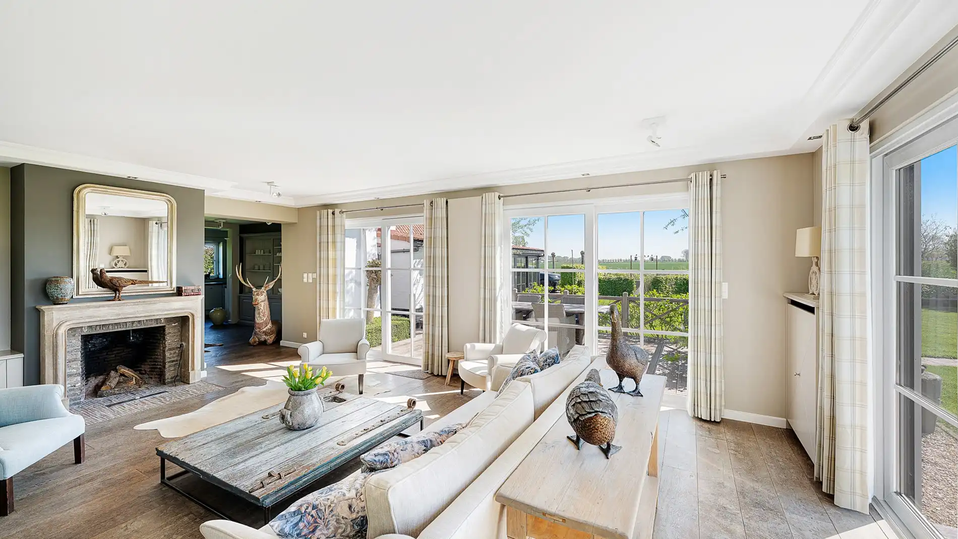 Prachtig gerenoveerd landhuis met open zicht op de velden  foto 8