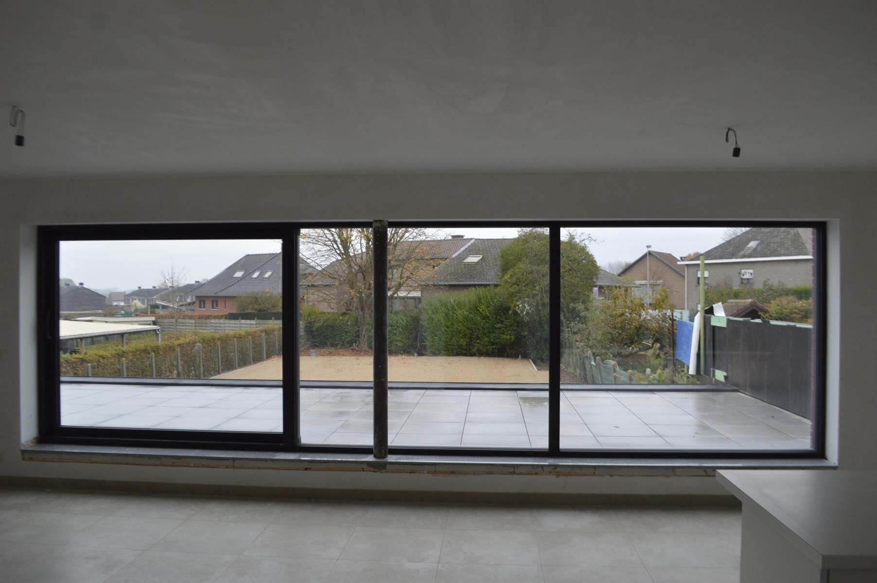 BURST - Recent, lichtrijk appartement met groot terras. foto 2