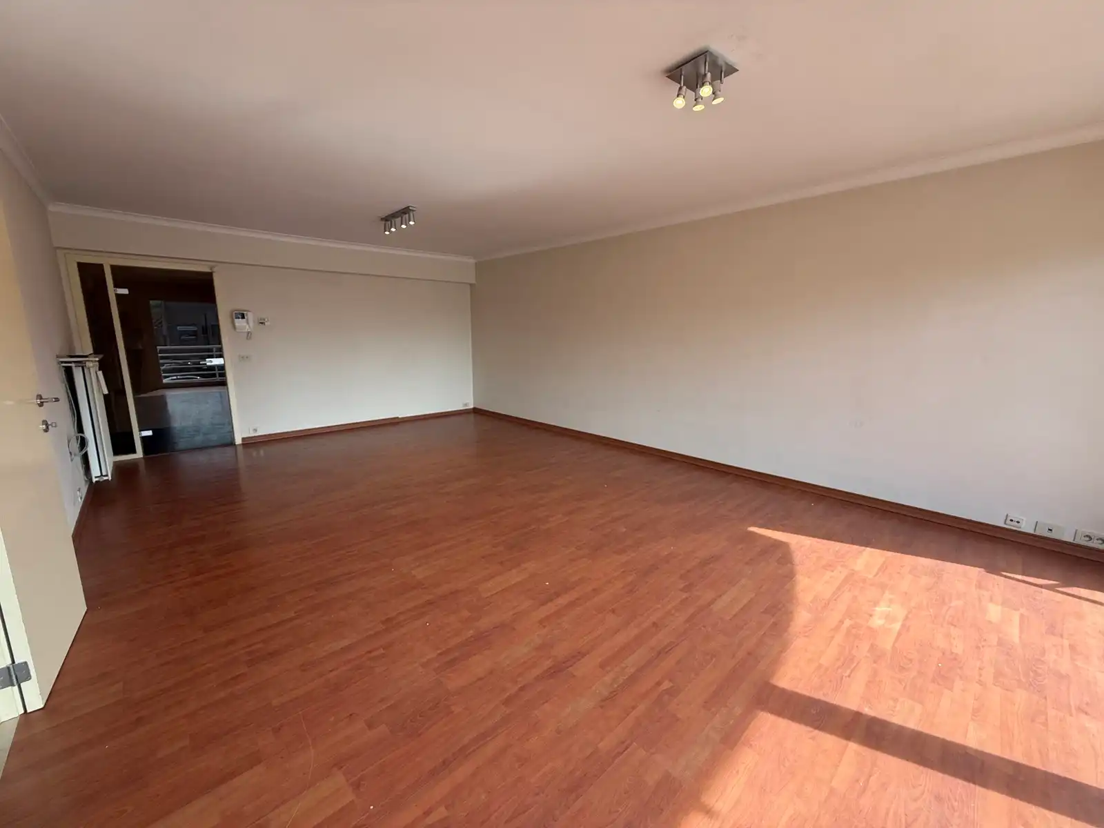 3 slaapkamer appartement met een garage aan station van Beernem foto 12