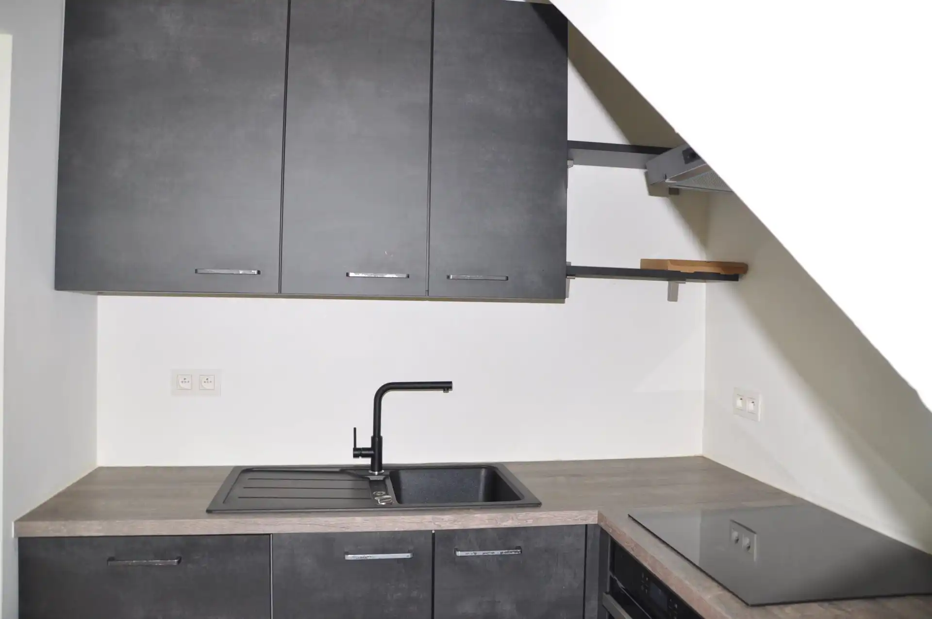 GEZELLIG APPARTEMENT MET 2 SLPKS VAN 74 M² OP EEN CENTRALE LIGGING IN HASSELT foto 7