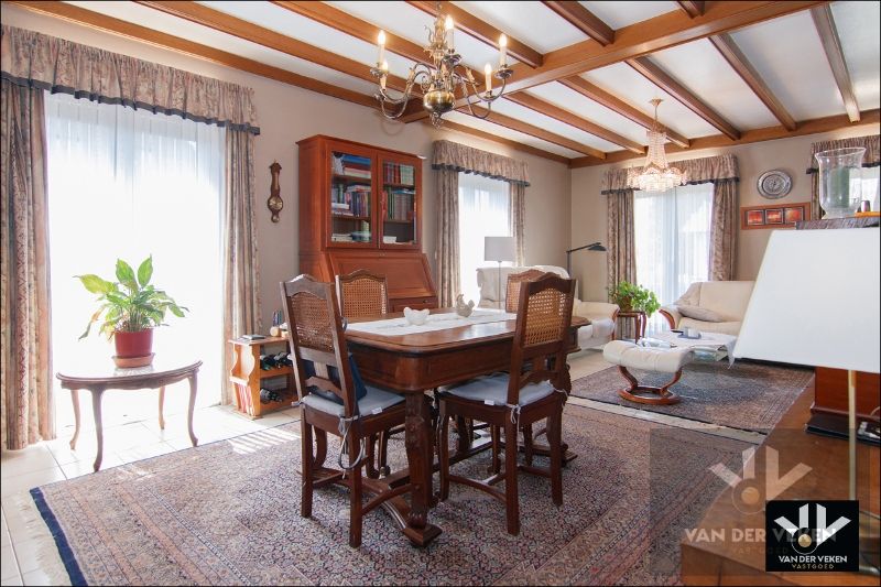 Interessante & ruime woning op rustige locatie Kuringen foto 5