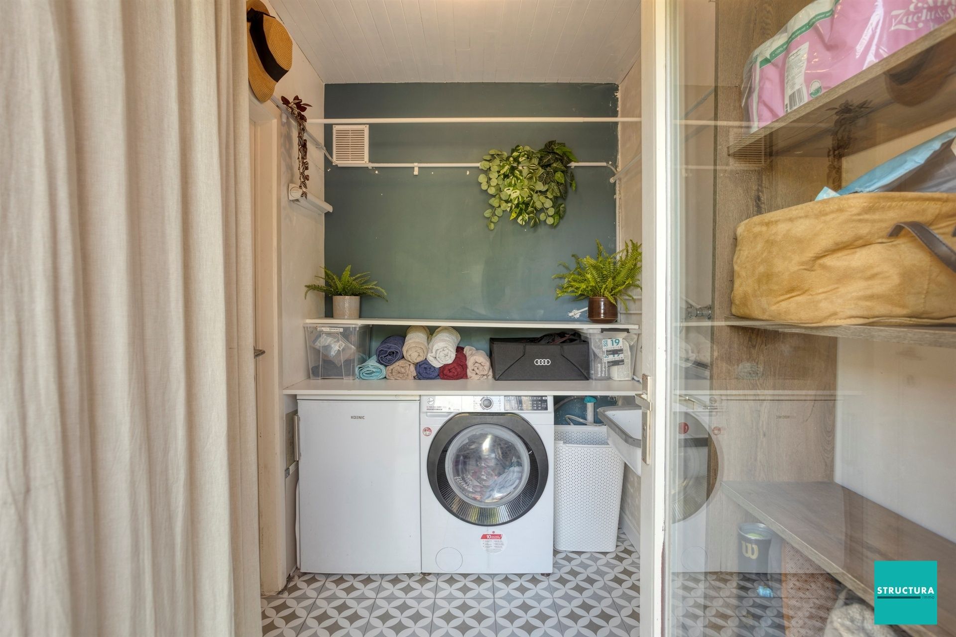 Instapklare woning met karakter in hartje Merchtem foto 29