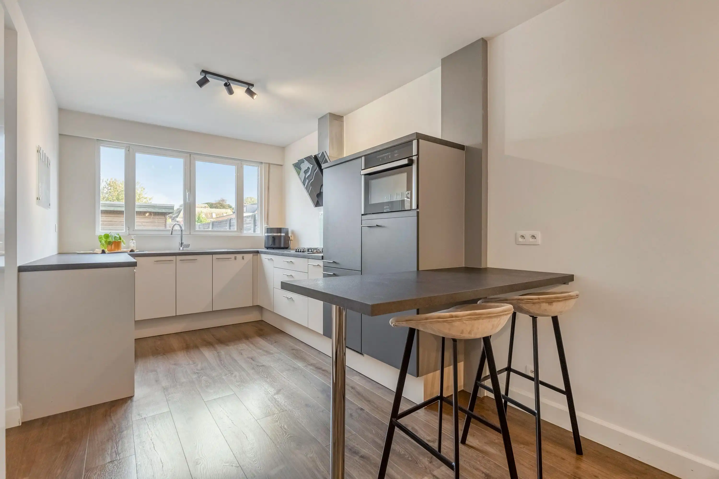 Gelijkvloers appartement met 1 slpk en tuin te Essen-centrum!  foto 5