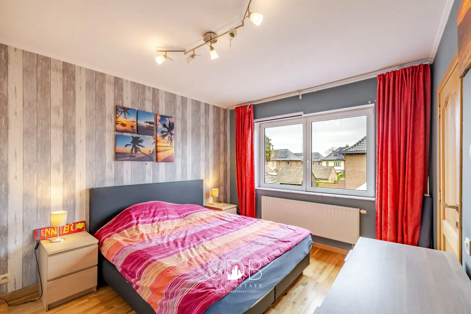 Instapklare half open bebouwing met gezinstuin foto 14