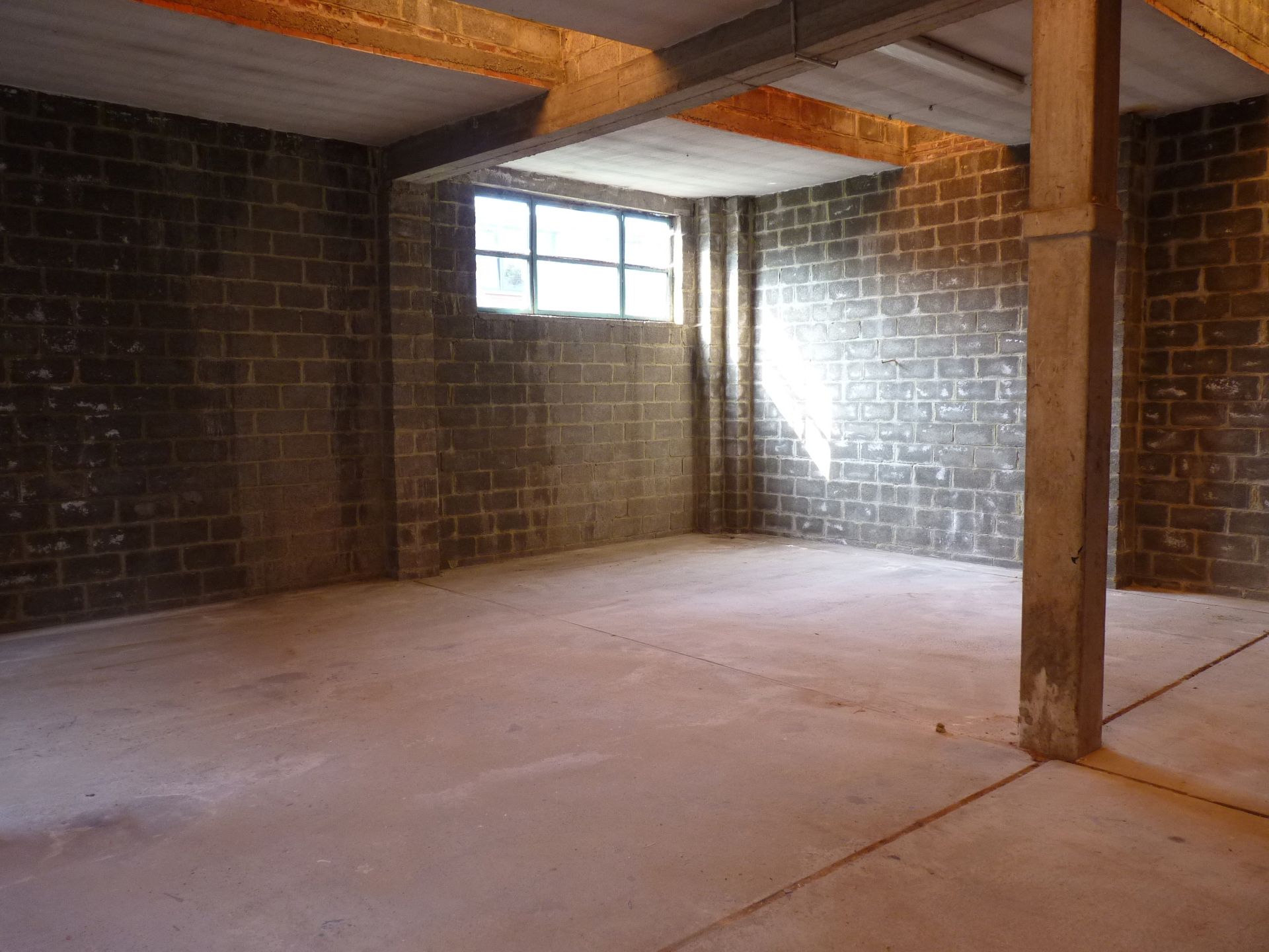 Gebouw te koop foto 15